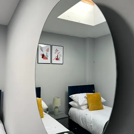 New Modern Flat! Monthly Discount! Near City Centre Cardiff Exterior foto