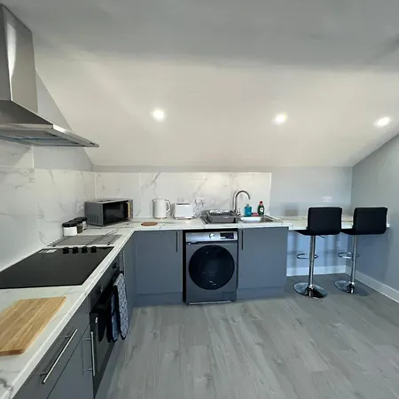 New Modern Flat! Monthly Discount! Near City Centre Cardiff Exterior foto