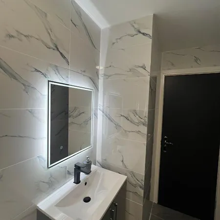 New Modern Flat! Monthly Discount! Near City Centre Cardiff Exterior foto
