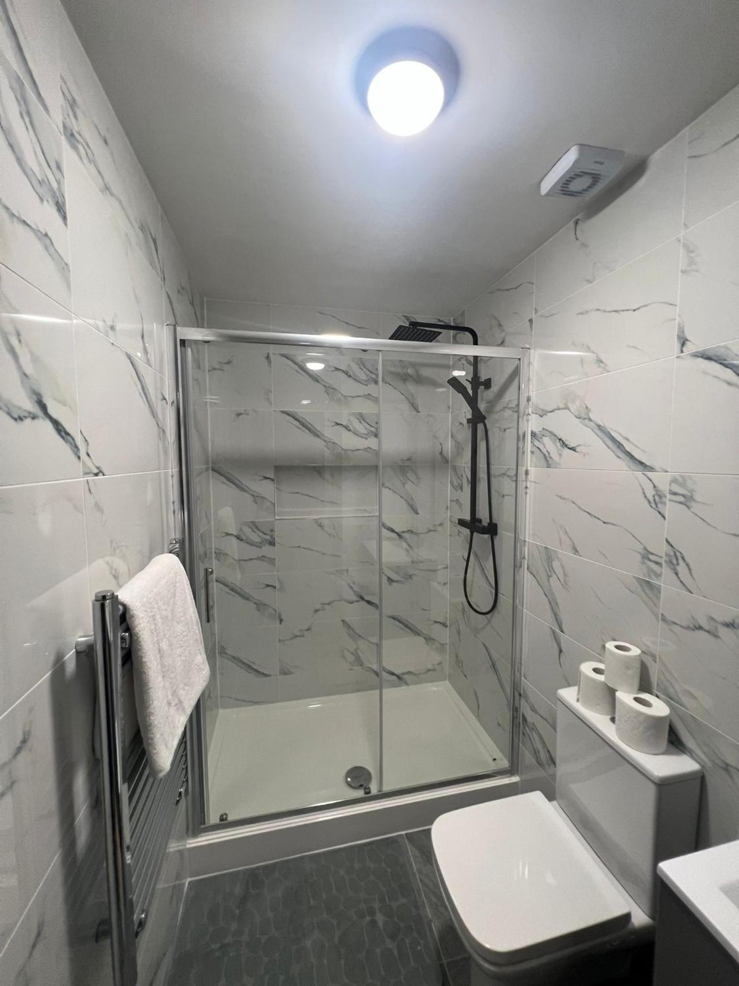 Apartment New Modern Flat! Monthly Discount! Near Centre Cardiff